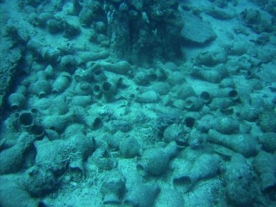 reste eines schiffbruchs vor langer zeit am sha'ab sadna 