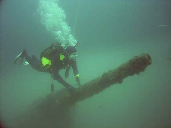 gerold an der bord-kanone
