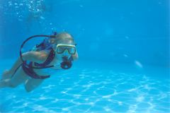 pool01.jpg (6129 Byte)